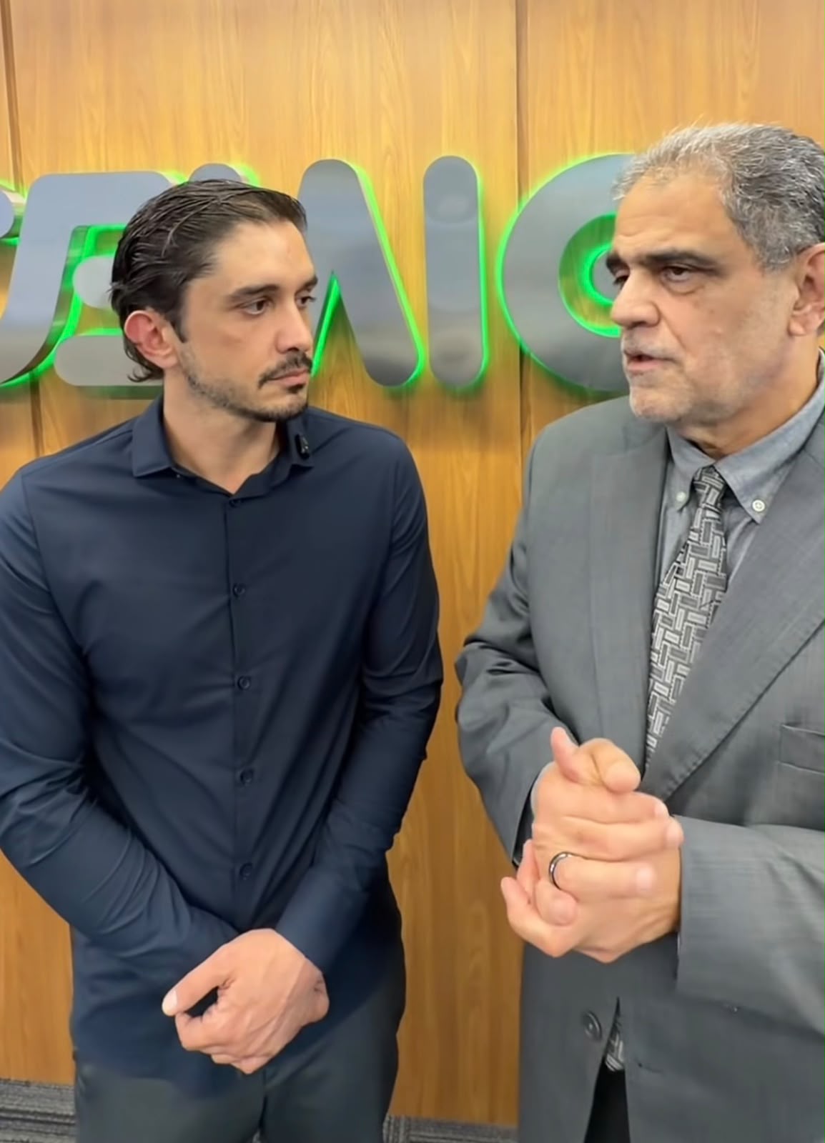 Prefeito de Iguatama busca soluções junto à Cemig